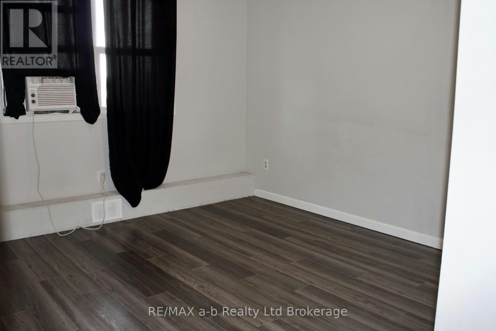 46-56 Hiawatha Road, Woodstock, ON, N4T 1P2 - 17