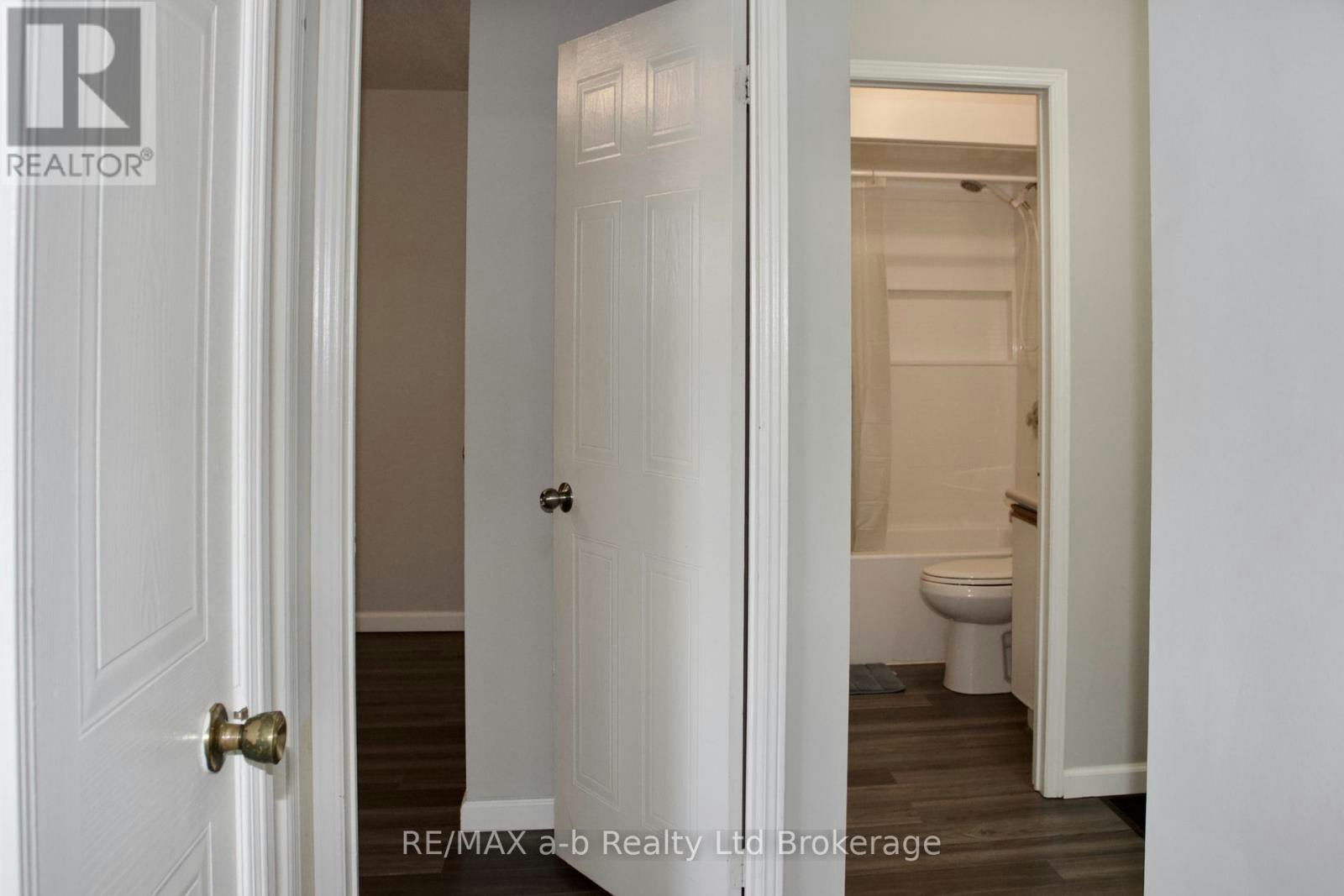 46-56 Hiawatha Road, Woodstock, ON, N4T 1P2 - 12