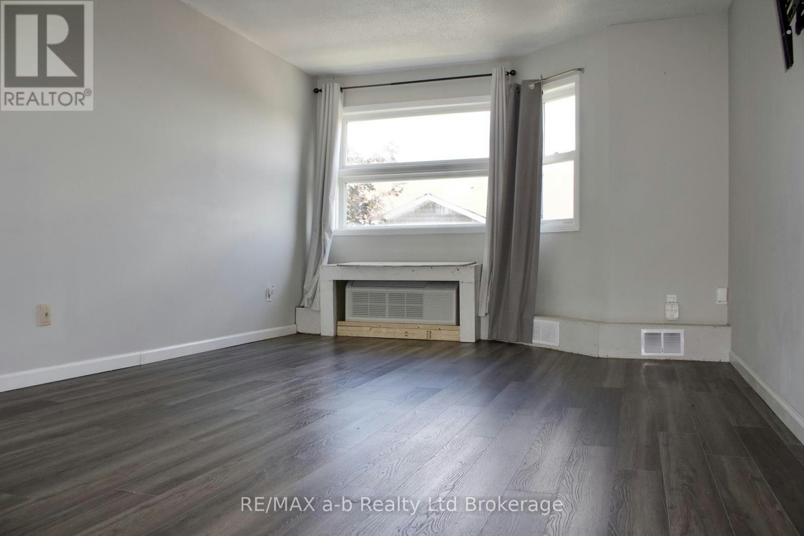 46-56 Hiawatha Road, Woodstock, ON, N4T 1P2 - 20