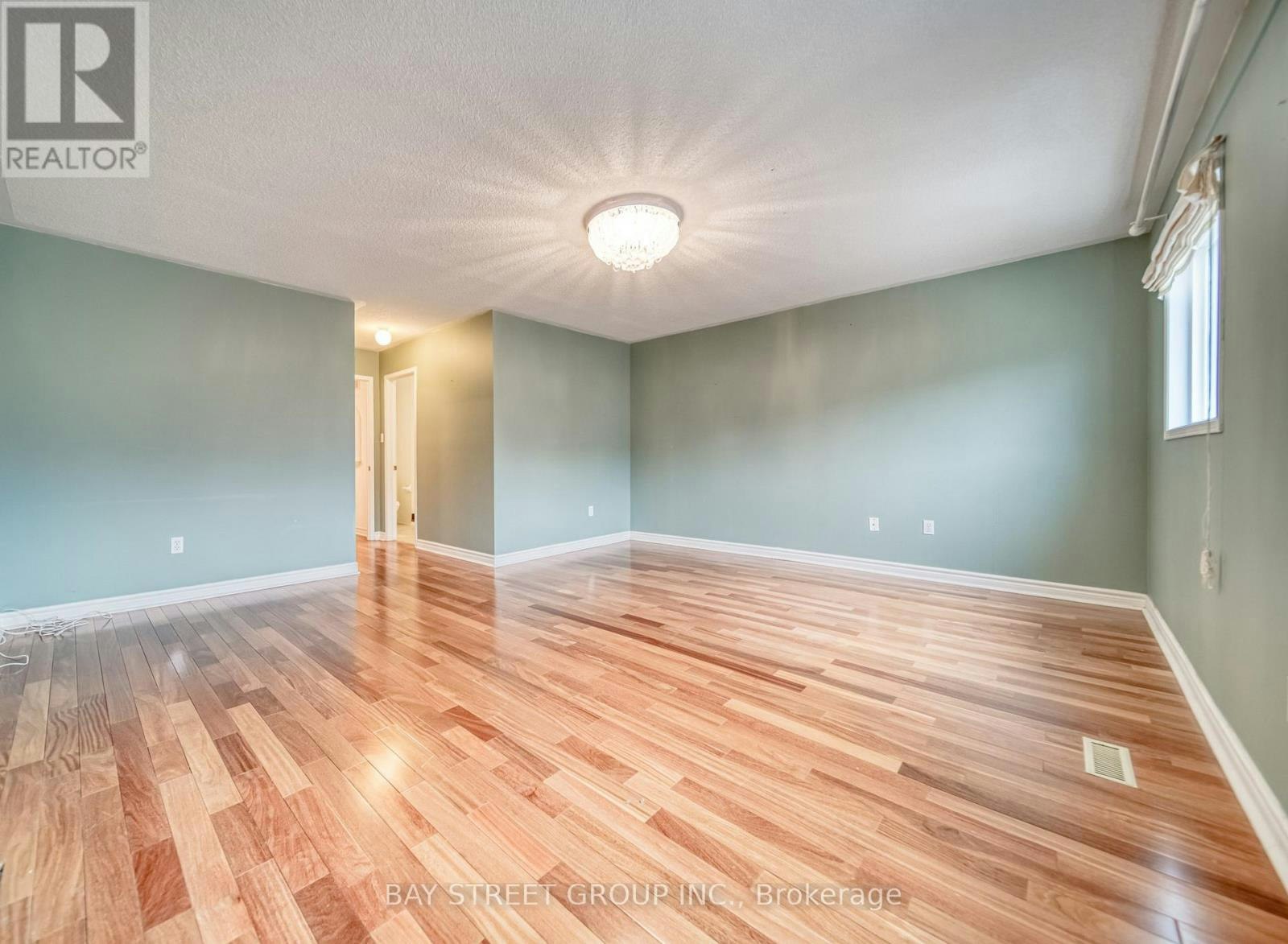 27 Orchid Road, Markham, ON, L3T 7T7 - 18