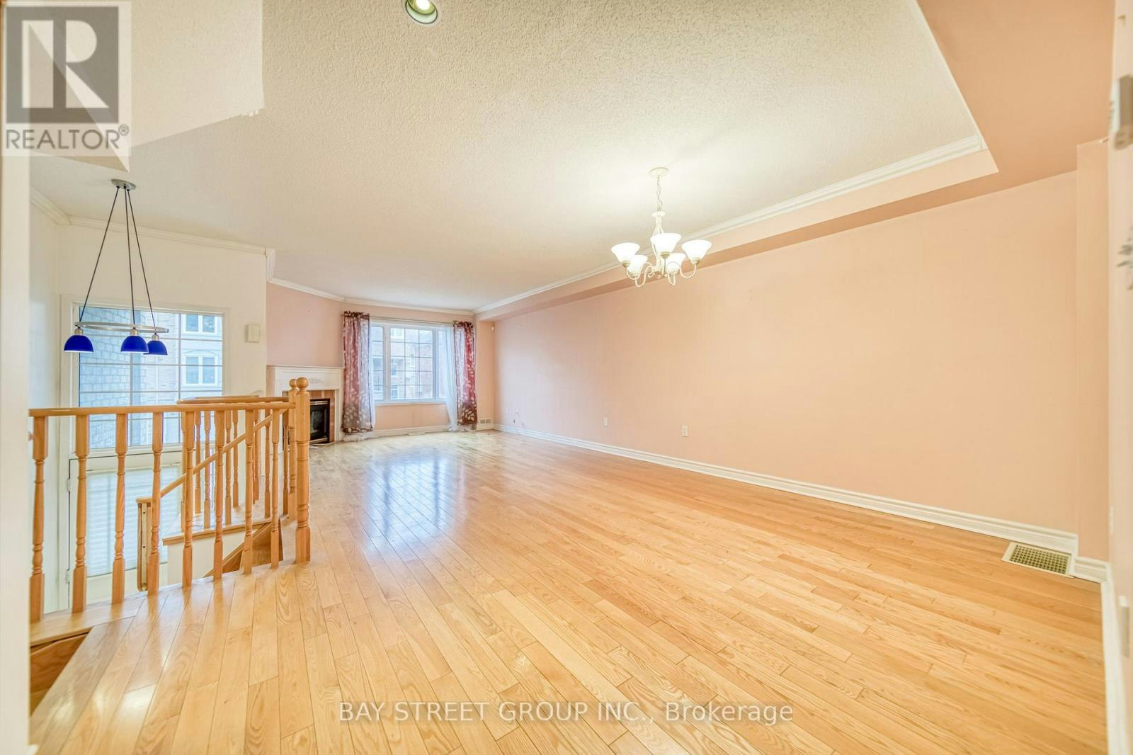 27 Orchid Road, Markham, ON, L3T 7T7 - 6