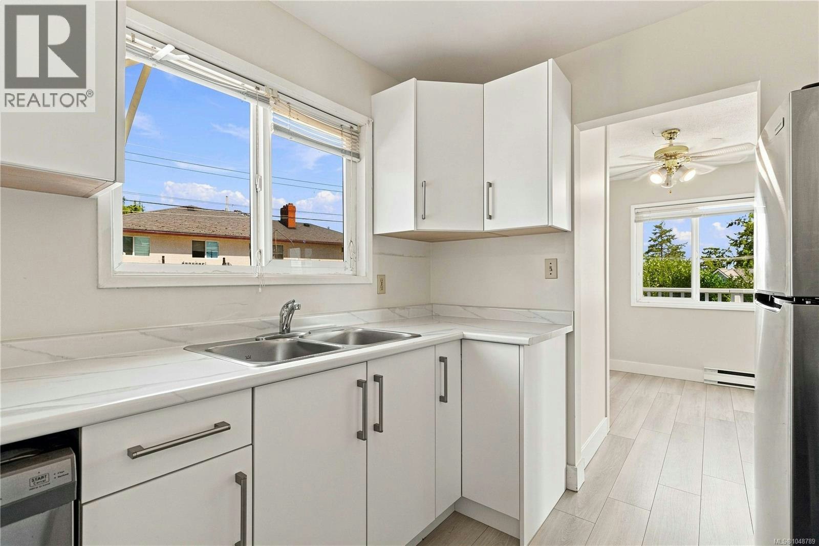 2940 Cedar Hill Road, Victoria, BC, V8T 3H9
