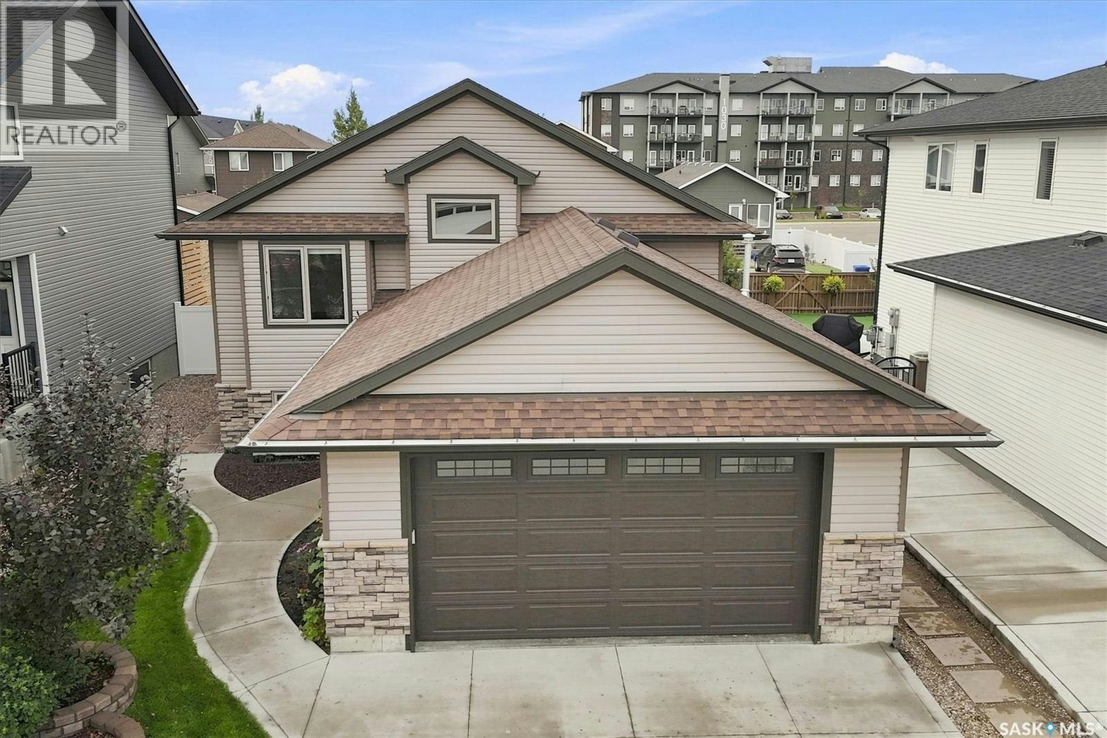 204 Cowan Crescent, Martensville, SK, S0K 2A0