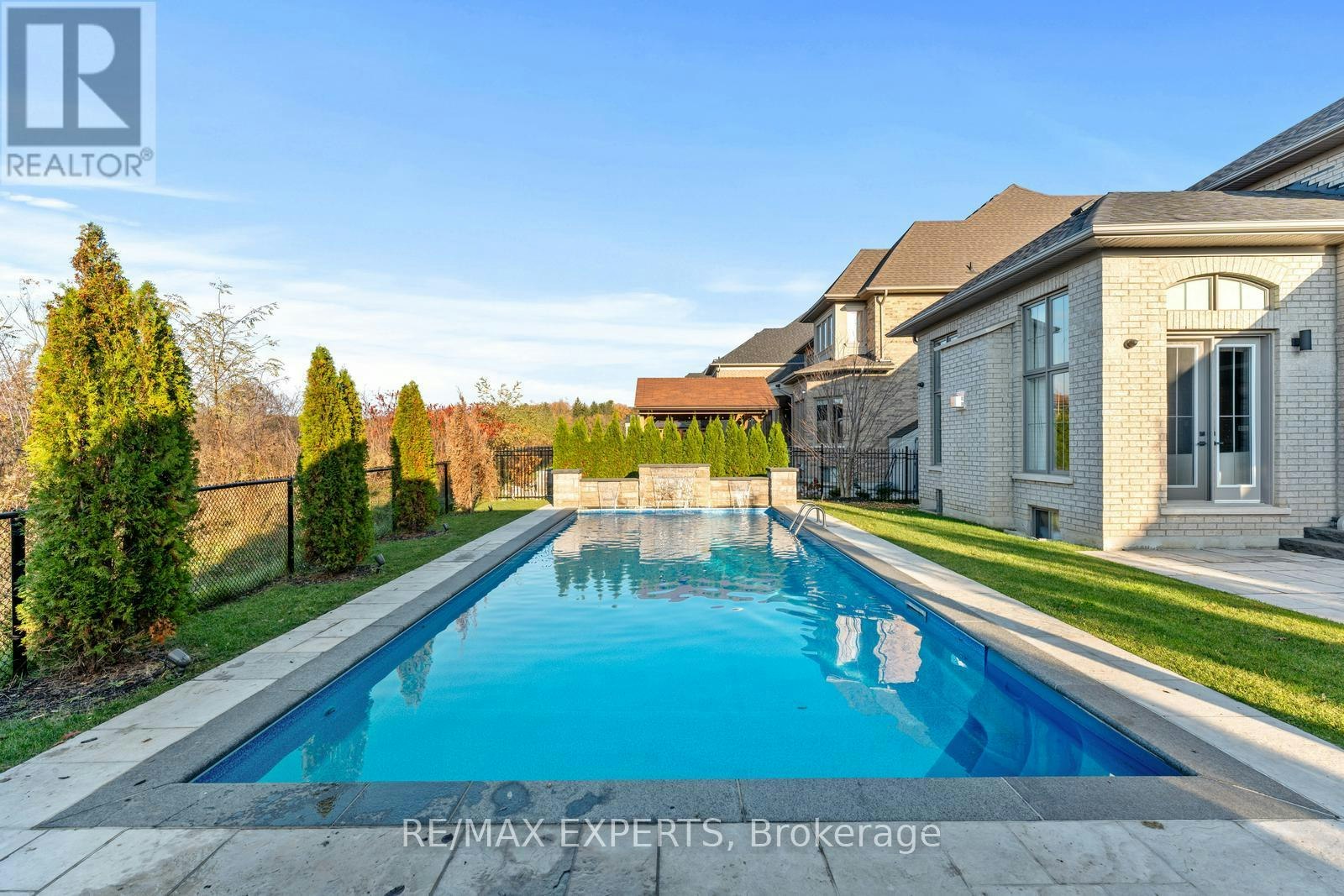 32 James Stokes Court, King, ON, L7B 1L6 - 41