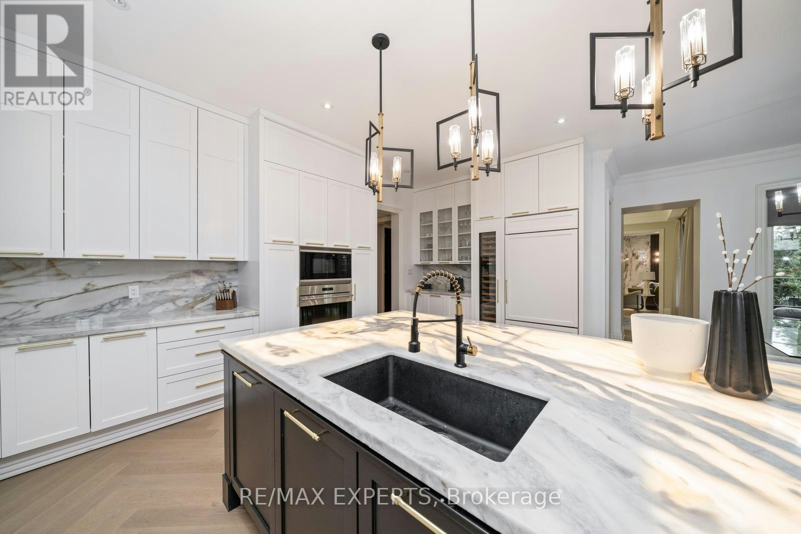 32 James Stokes Court, King, ON, L7B 1L6 - 14