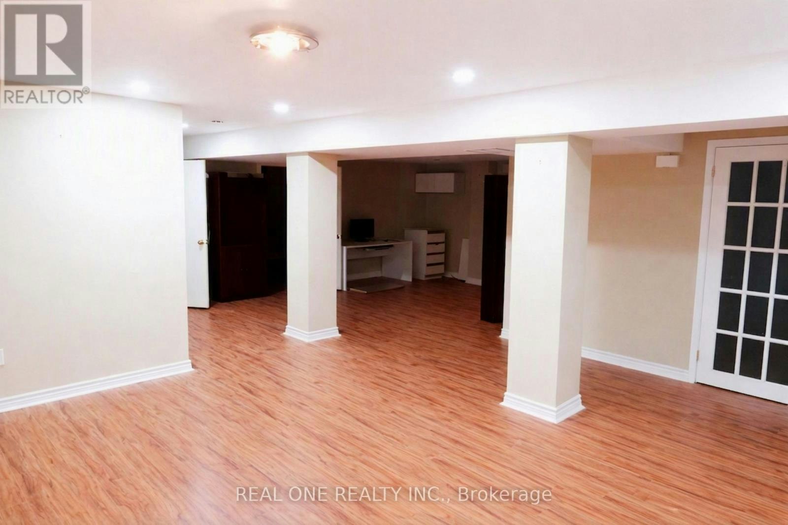 47 Heathview Avenue, Toronto, ON, M2K 2C2 - 16