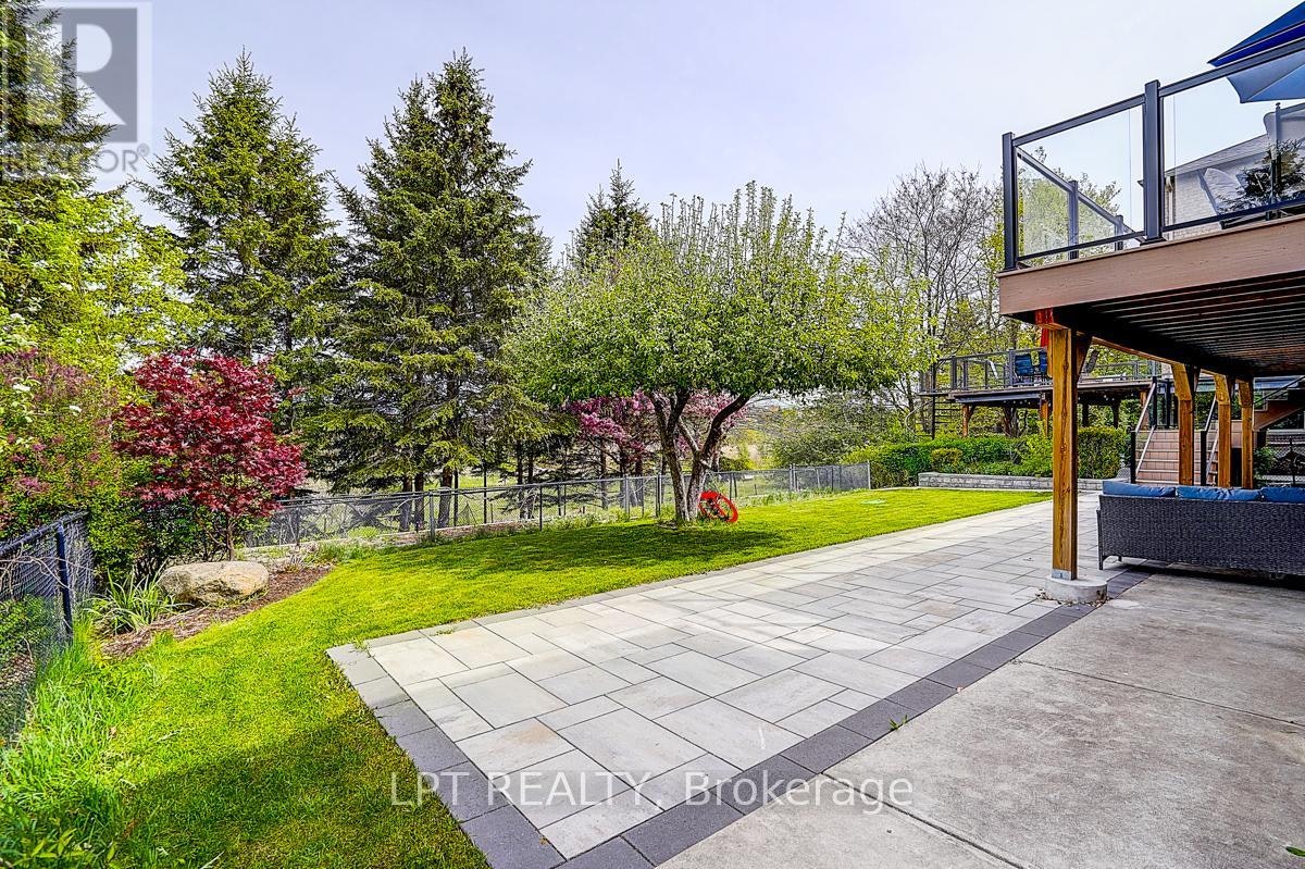 585 Holgate Circle, Newmarket, ON, L3X 1V8 - 41