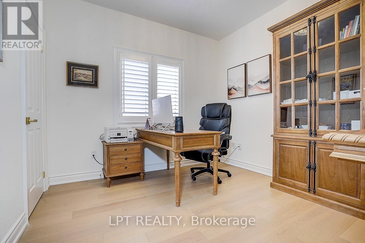 585 Holgate Circle, Newmarket, ON, L3X 1V8 - 26