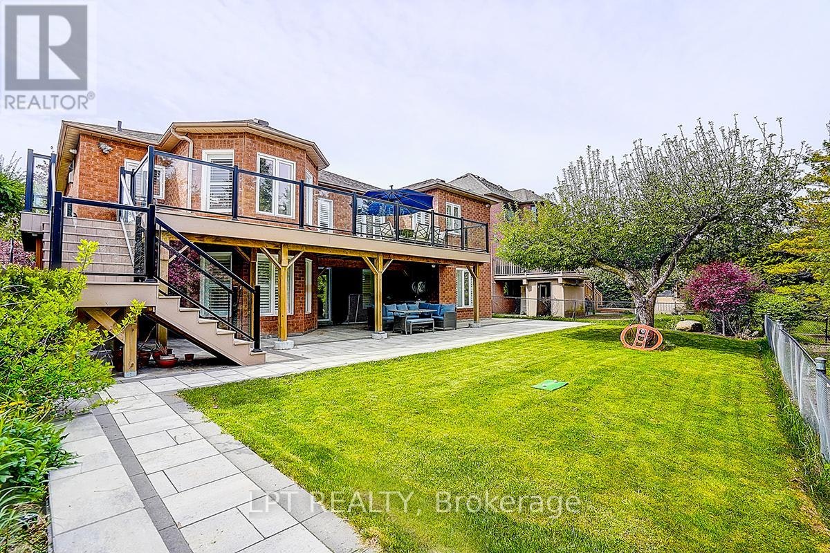585 Holgate Circle, Newmarket, ON, L3X 1V8 - 43