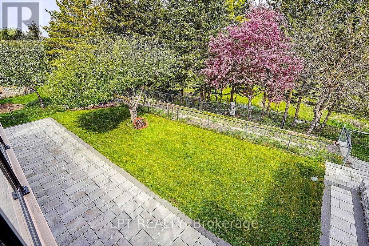 585 Holgate Circle, Newmarket, ON, L3X 1V8 - 20