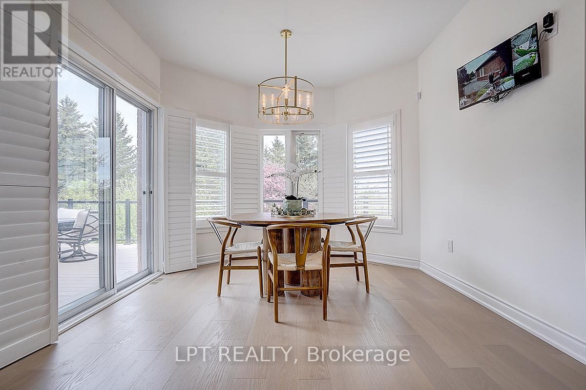585 Holgate Circle, Newmarket, ON, L3X 1V8 - 15