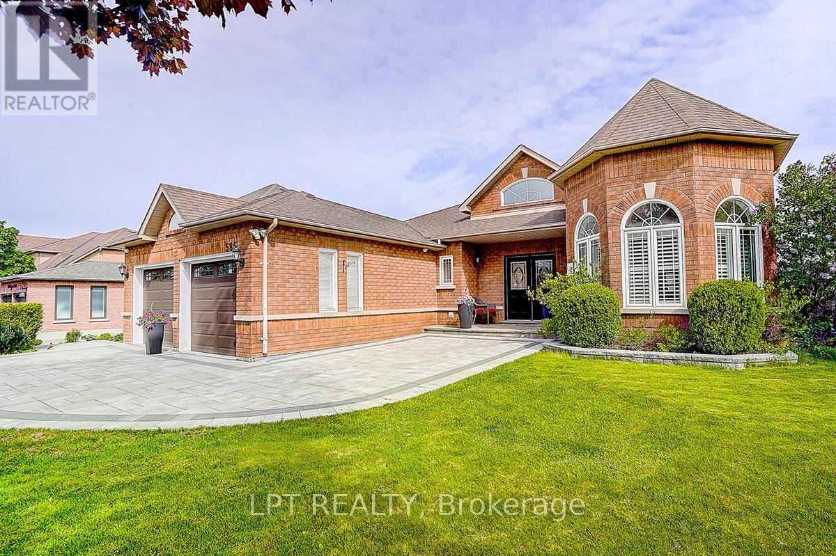 585 Holgate Circle, Newmarket, ON, L3X 1V8 - 2