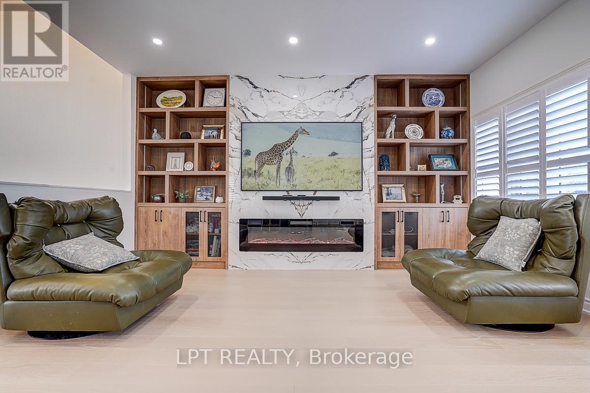 585 Holgate Circle, Newmarket, ON, L3X 1V8 - 16