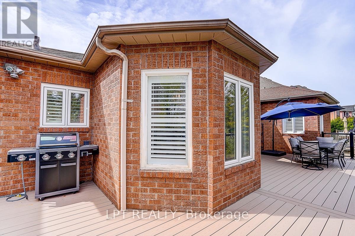 585 Holgate Circle, Newmarket, ON, L3X 1V8 - 21