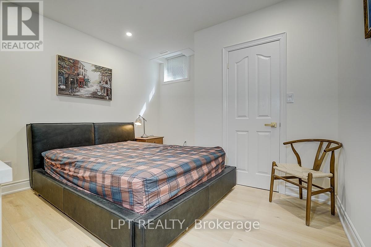 585 Holgate Circle, Newmarket, ON, L3X 1V8 - 33