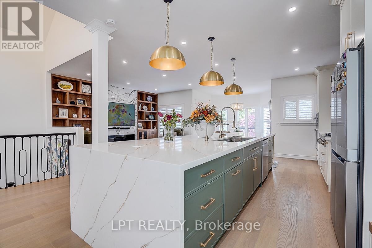 585 Holgate Circle, Newmarket, ON, L3X 1V8 - 10