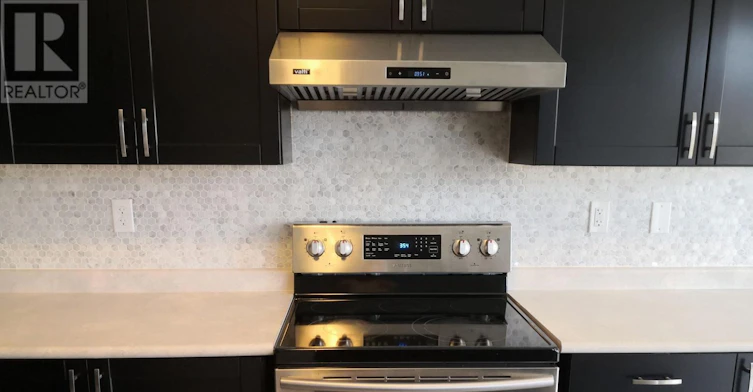 108 Hubner Avenue, Markham, ON, L6C 0R5 - 4