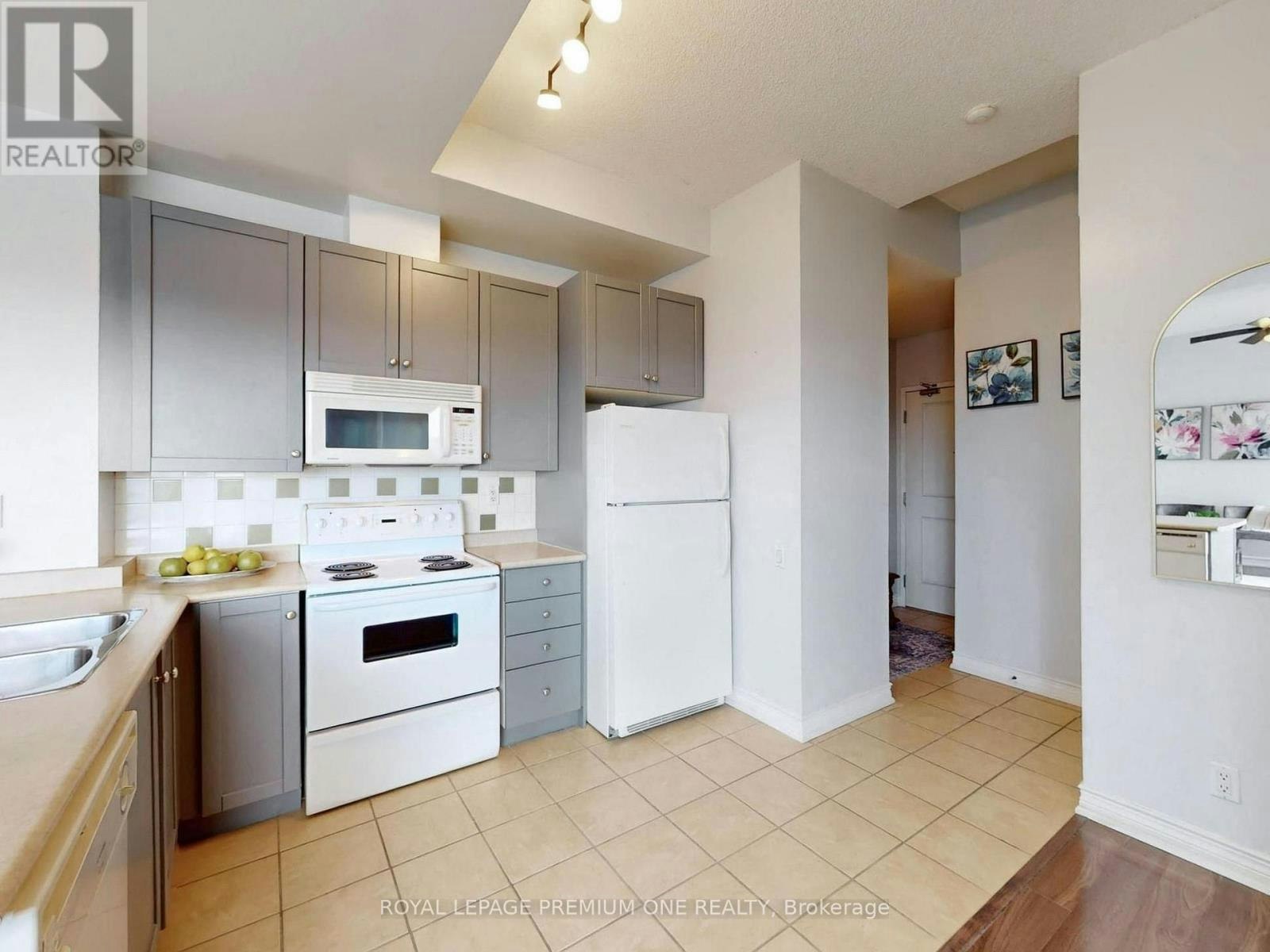 1101-1600 Keele Street, Toronto, ON, M6N 5J1 - 9