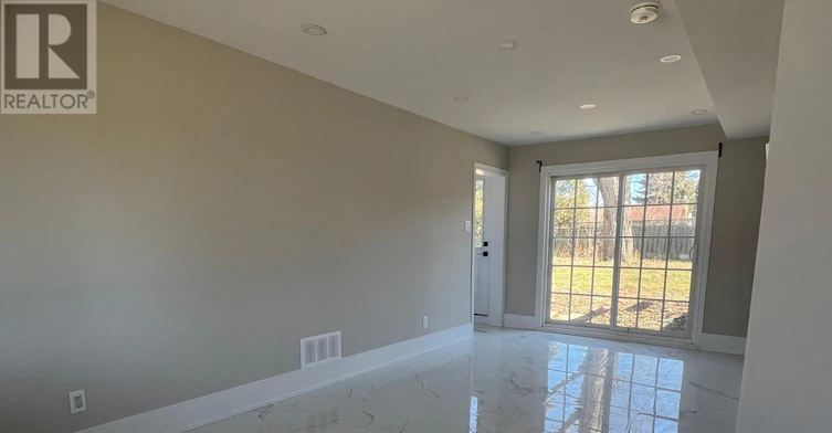 5132 Cherryhill Crescent, Burlington, ON, L7L 4C2 - 6