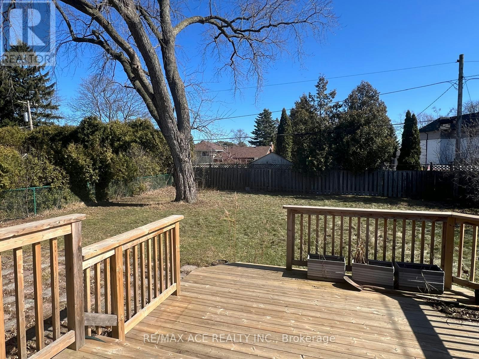 5132 Cherryhill Crescent, Burlington, ON, L7L 4C2 - 9