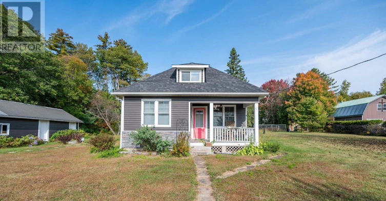 12476 60 Highway, North Algona Wilberforce, ON, K0J 1X0 - 2