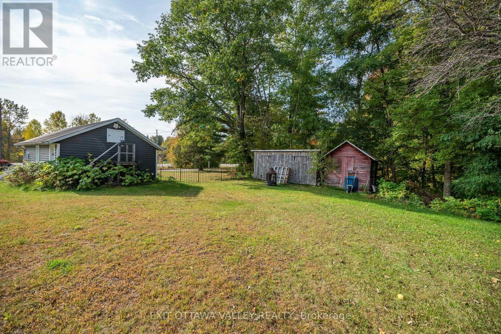 12476 60 Highway, North Algona Wilberforce, ON, K0J 1X0 - 5