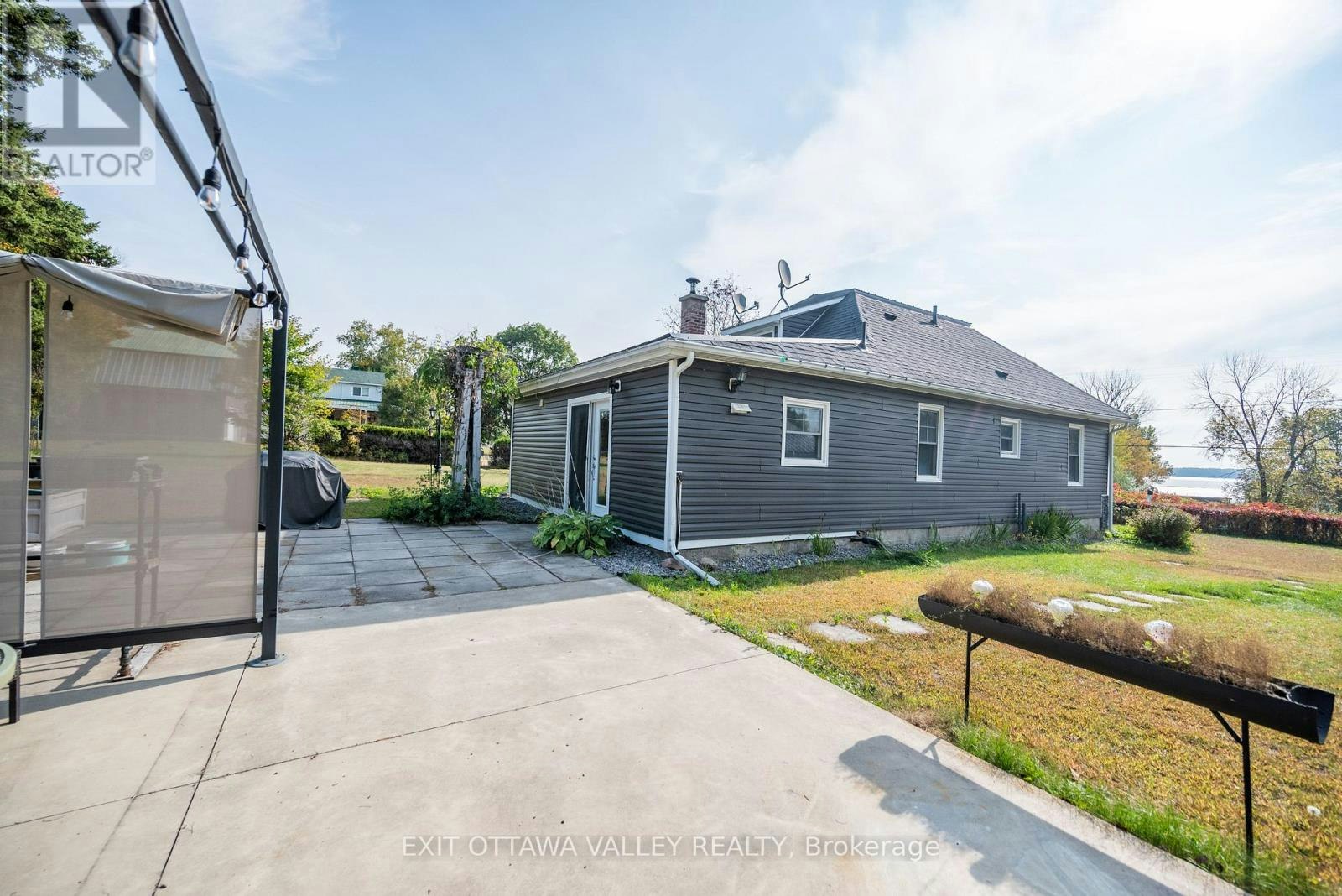 12476 60 Highway, North Algona Wilberforce, ON, K0J 1X0 - 6