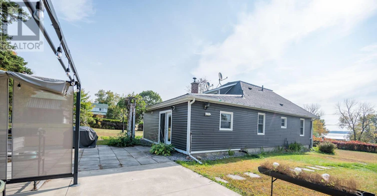 12476 60 Highway, North Algona Wilberforce, ON, K0J 1X0 - 6