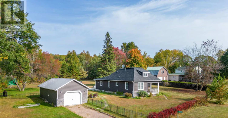 12476 60 Highway, North Algona Wilberforce, ON, K0J 1X0