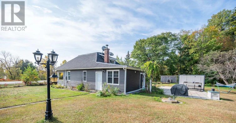 12476 60 Highway, North Algona Wilberforce, ON, K0J 1X0 - 4