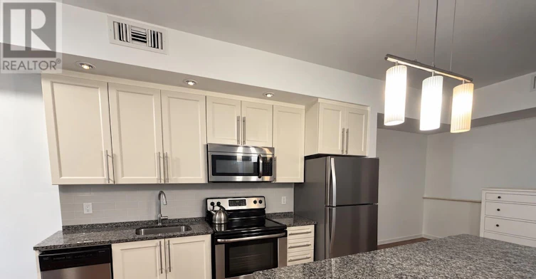414-238 Besserer Street, Ottawa, ON, K1N 6B1 - 2