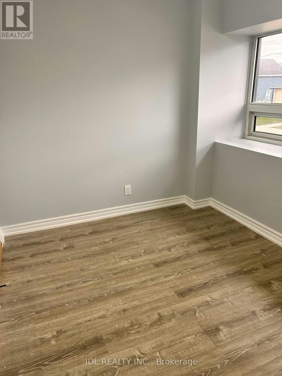 MAIN-4750 Saint Lawrence Avenue, Niagara Falls, ON, L2E 3X9 - 12