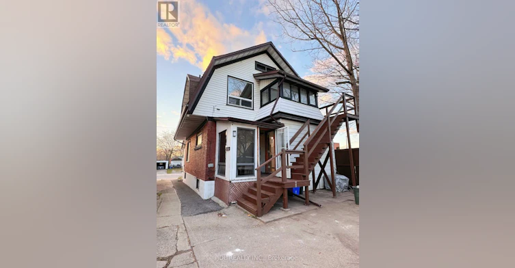 MAIN-4750 Saint Lawrence Avenue, Niagara Falls, ON, L2E 3X9 - 2