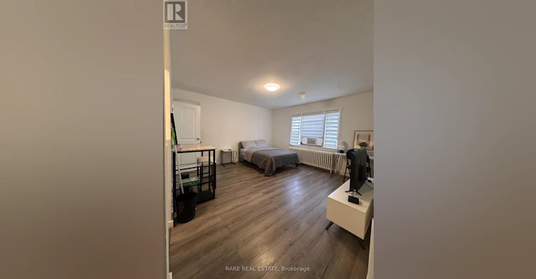 11-130 Macpherson Avenue, Toronto, ON, M5R 1W8 - 2