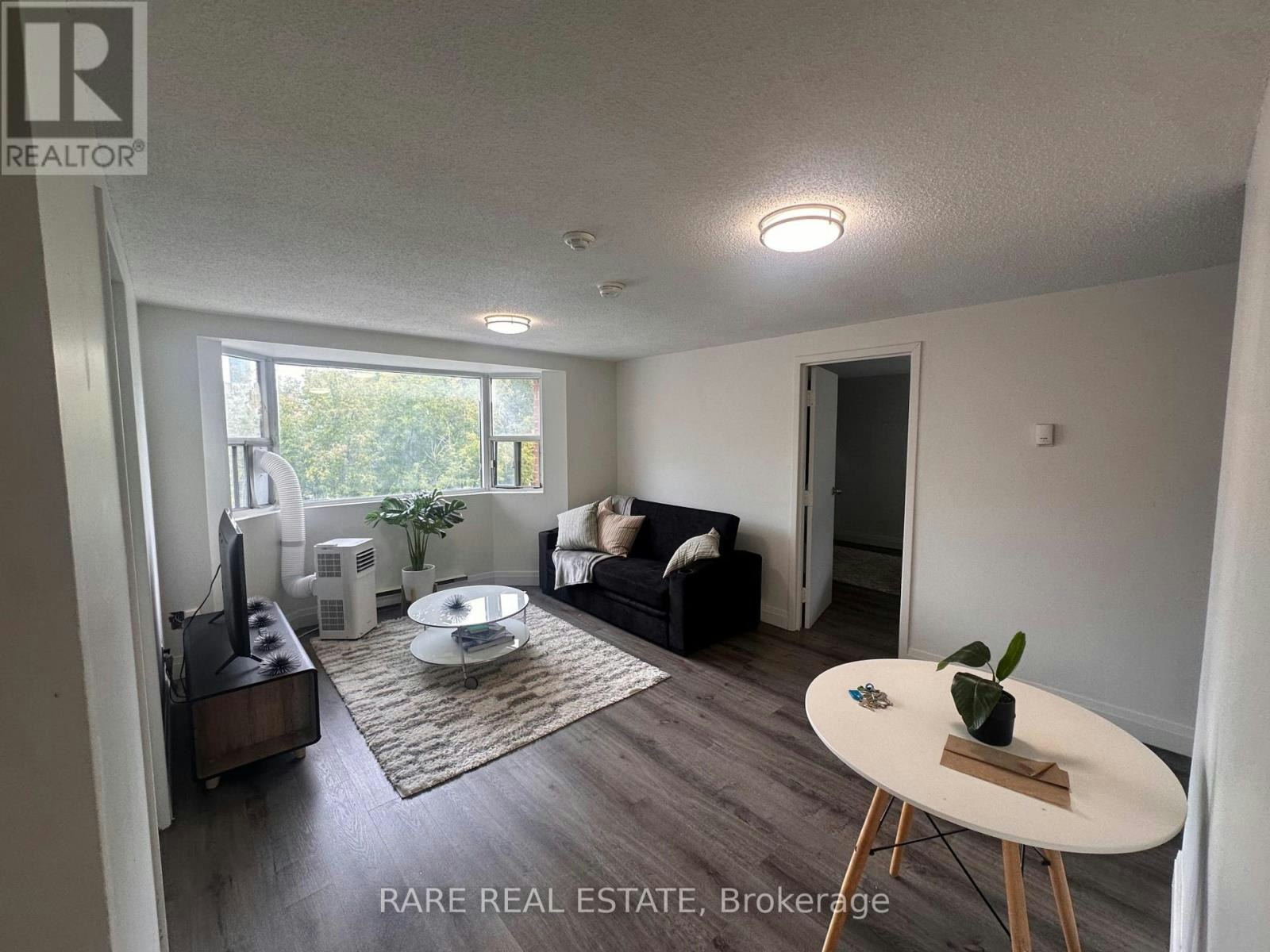 12-99 Bellevue Avenue, Toronto, ON, M5T 2N8 - 2
