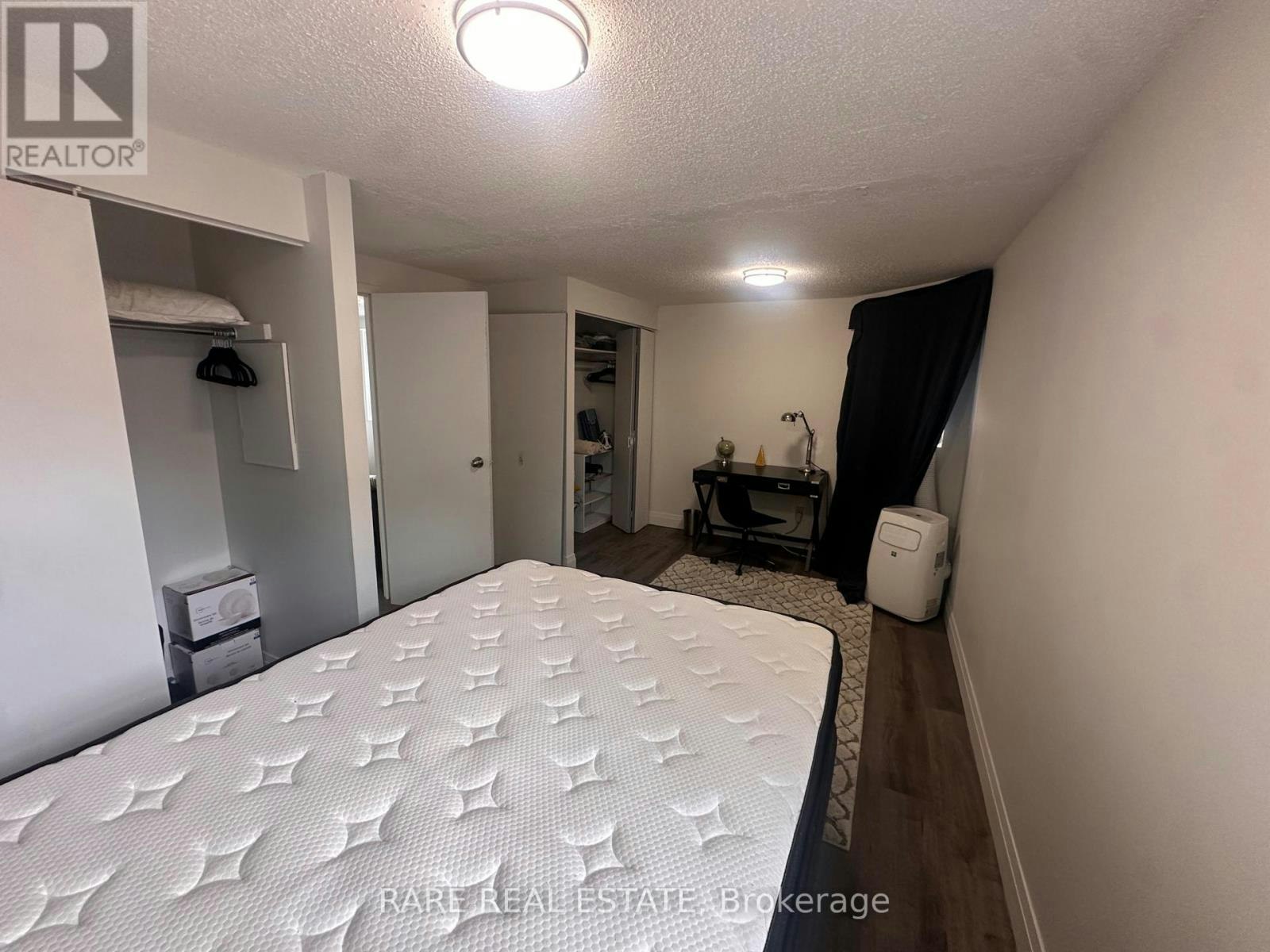 12-99 Bellevue Avenue, Toronto, ON, M5T 2N8 - 5