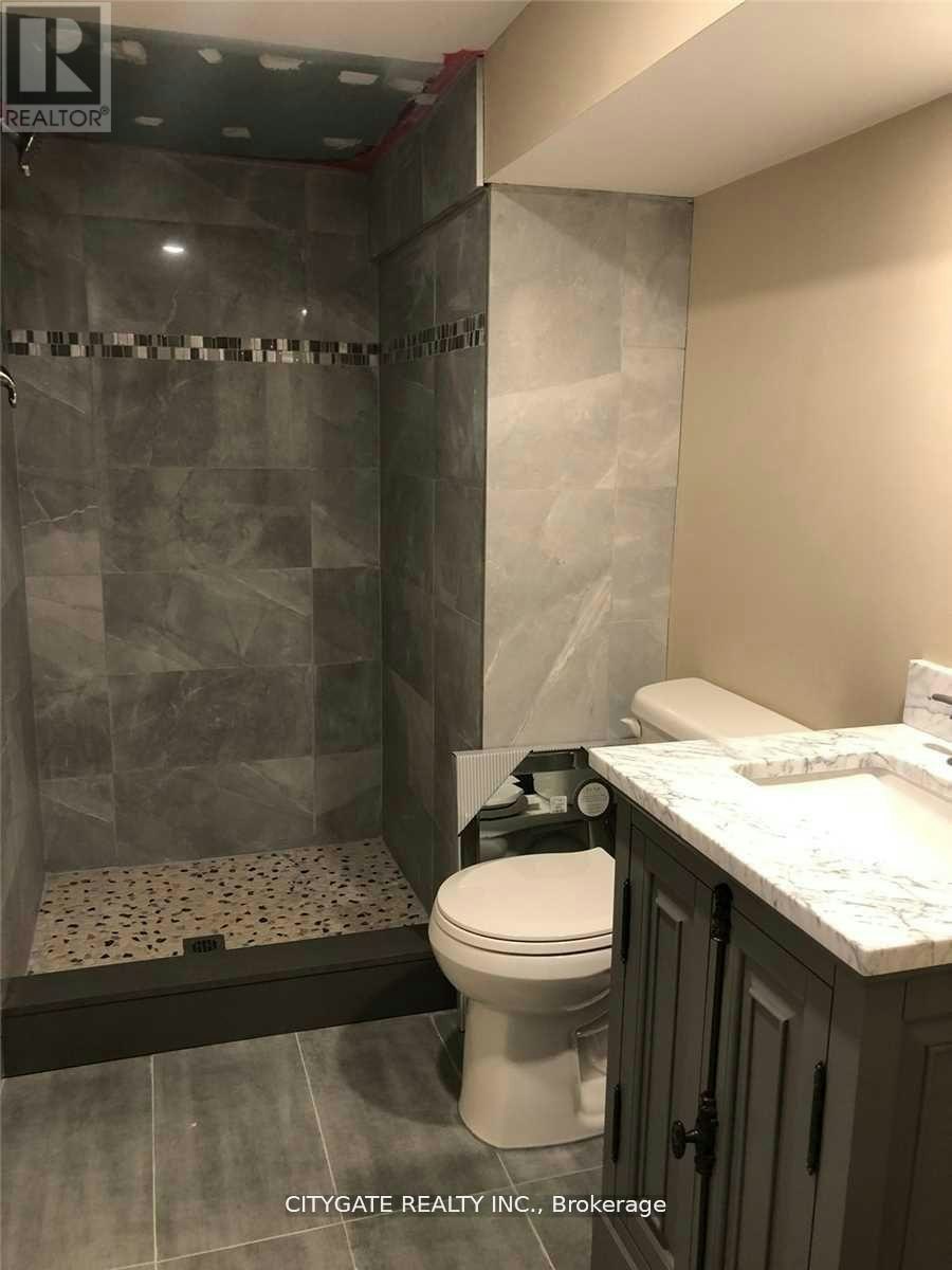 7 Milton Heights Crescent, Milton, ON, L9T 2W7 - 9