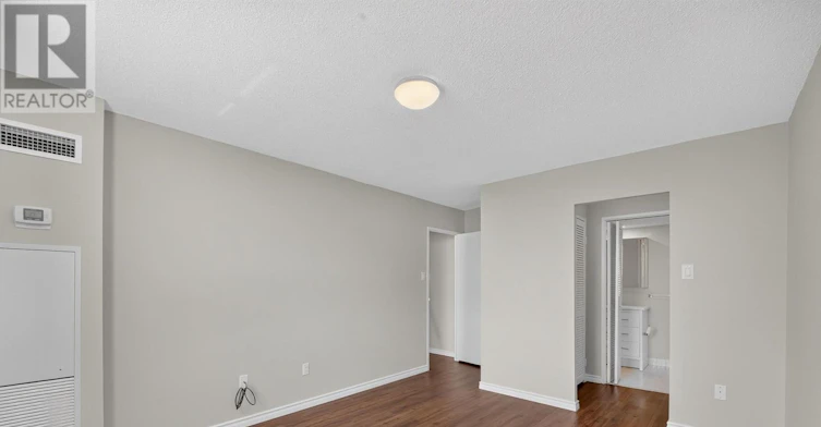 1804-100 Quebec Avenue, Toronto, ON, M6P 4B8 - 19