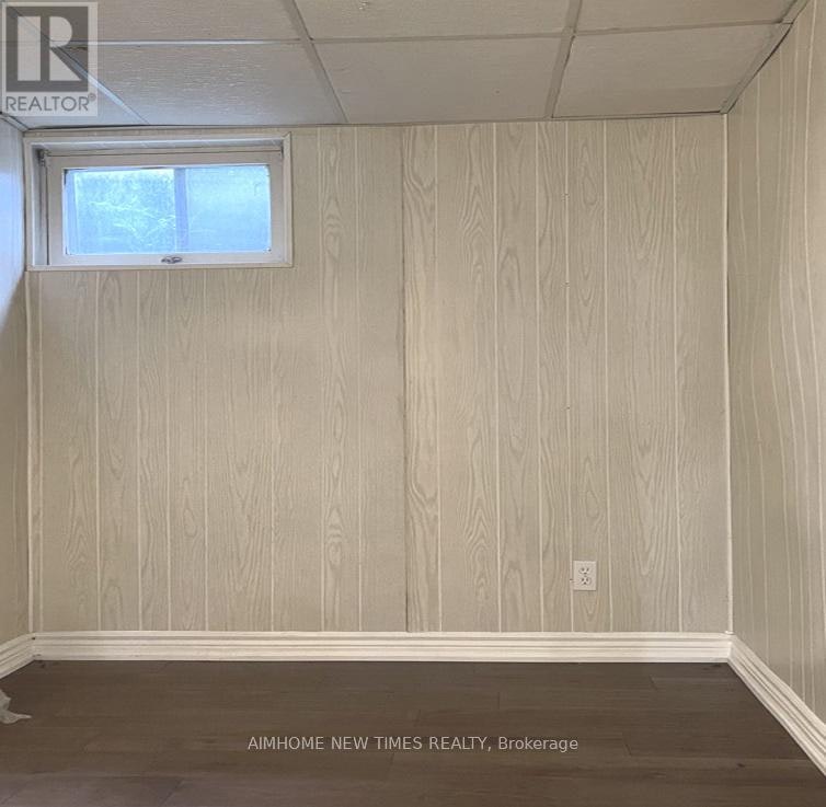 BSMT-70 Apple Gate Crescent, Toronto, ON, M2H 2R4 - 5