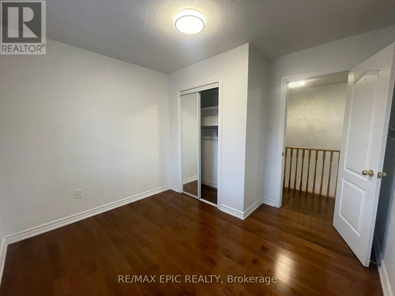 19 Fitzroy Avenue, Markham, ON, L6E 0J4 - 18