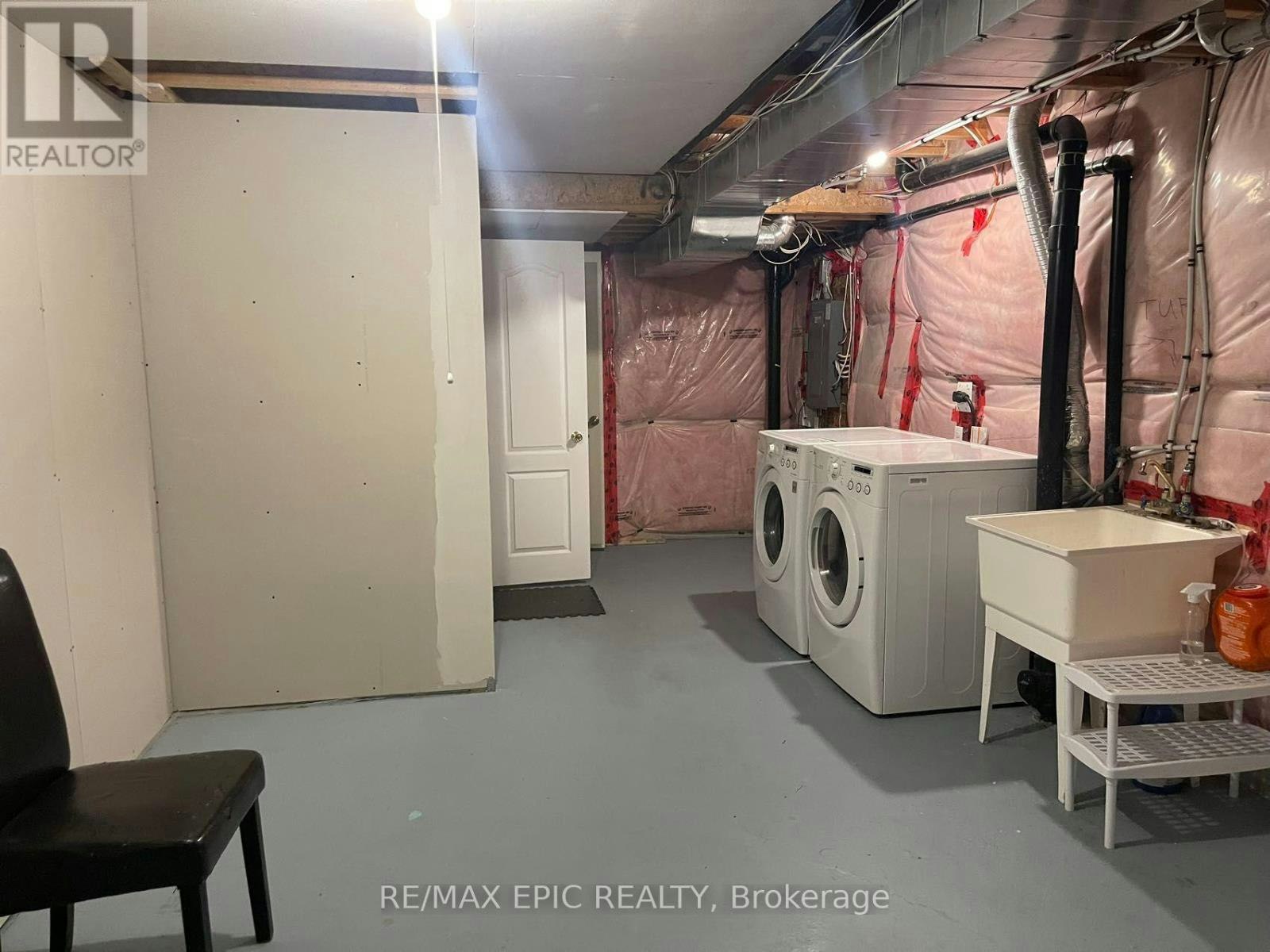 19 Fitzroy Avenue, Markham, ON, L6E 0J4 - 22