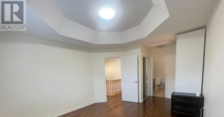 19 Fitzroy Avenue, Markham, ON, L6E 0J4 - 11