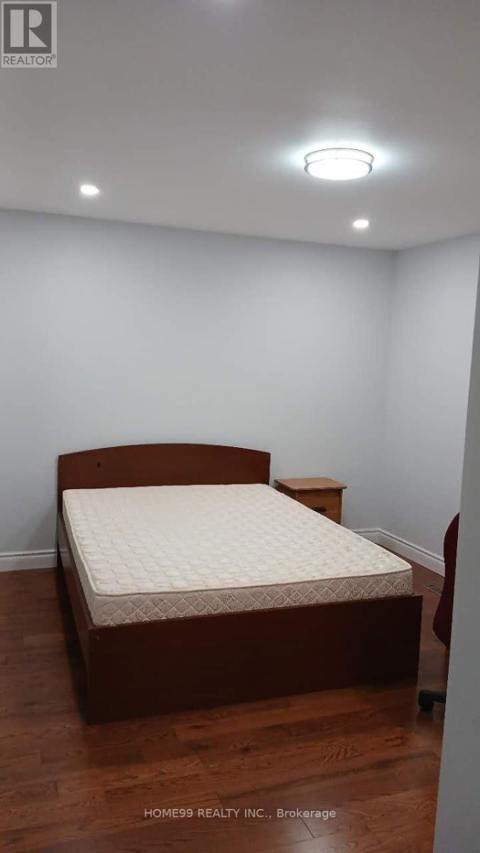 A SECOND FLOOR-24 Glendale Road, Markham, ON, L3T 6Y2 - 3