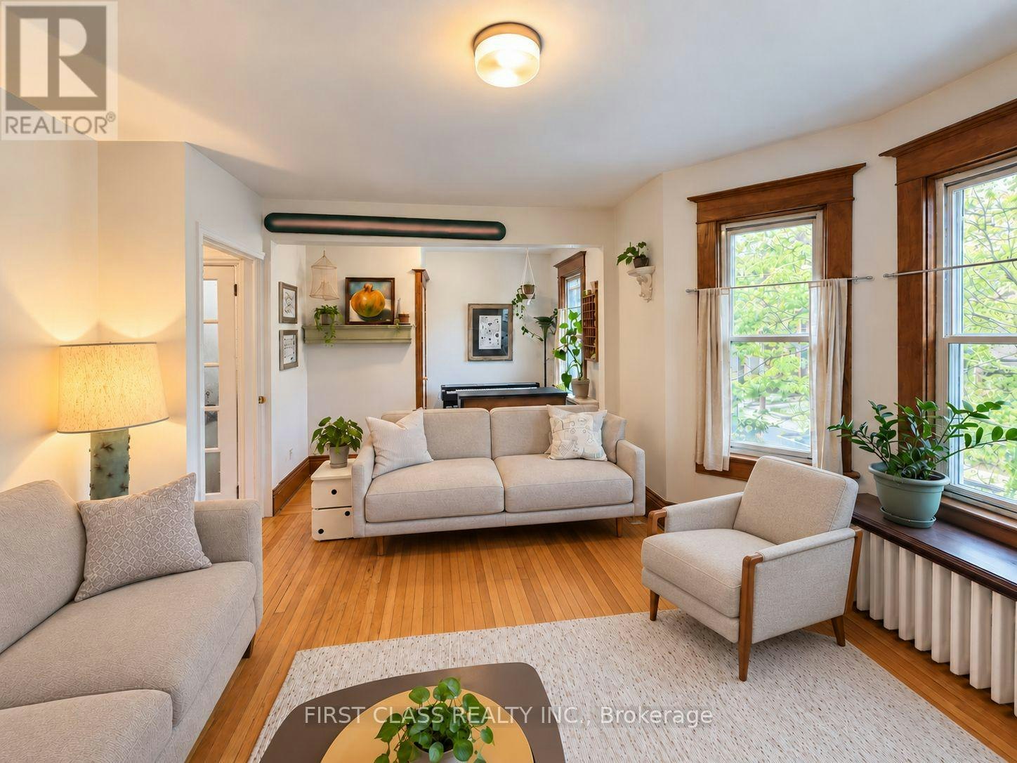 A-605 Indian Road, Toronto, ON, M6P 2C4 - 5