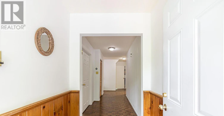 241 Weldrick Road W, Richmond Hill, ON, L4C 5J2 - 2