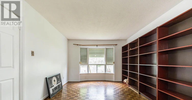 241 Weldrick Road W, Richmond Hill, ON, L4C 5J2 - 6
