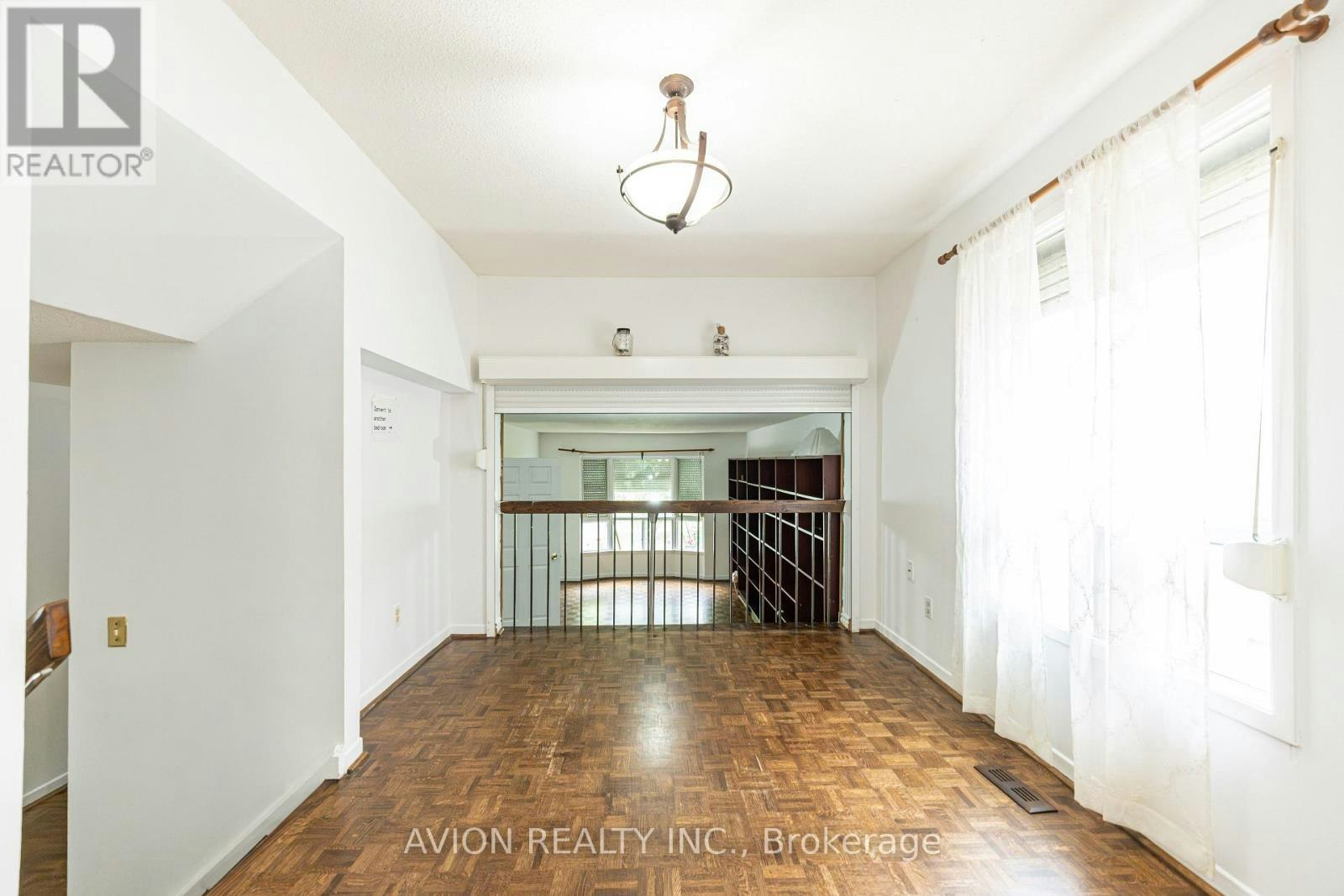 241 Weldrick Road W, Richmond Hill, ON, L4C 5J2 - 11