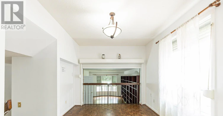 241 Weldrick Road W, Richmond Hill, ON, L4C 5J2 - 11