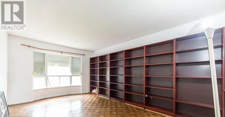 241 Weldrick Road W, Richmond Hill, ON, L4C 5J2 - 4