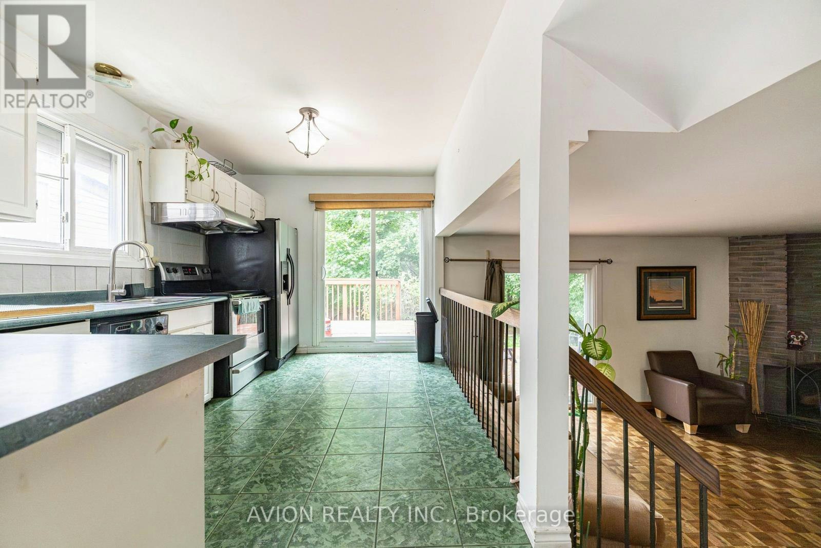 241 Weldrick Road W, Richmond Hill, ON, L4C 5J2 - 13
